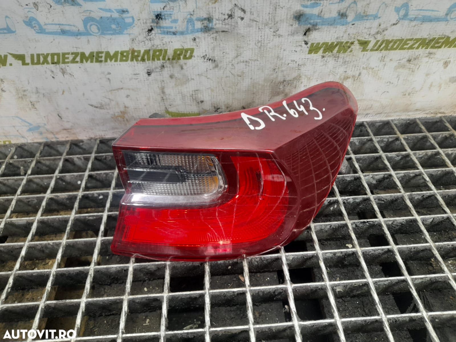 Stop dreapta 92402J7000 Kia Ceed 3 [facelift] [2021 - 2024] 1.5 t-gdi - 1