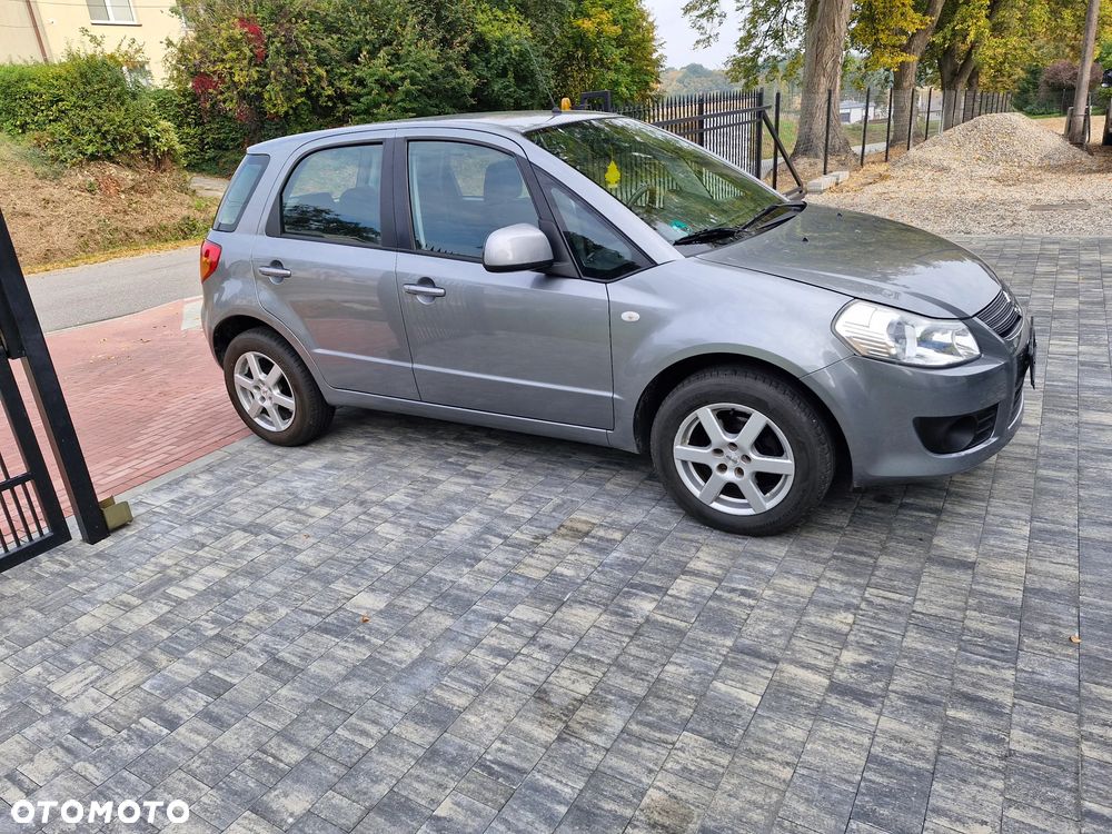 Suzuki SX4 - 5