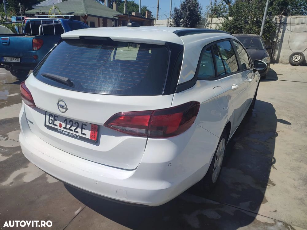 Opel Astra - 4