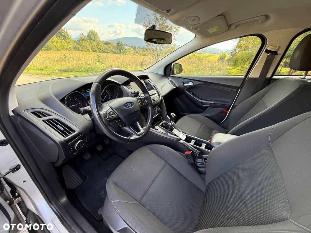 Ford Focus 2.0 EcoBlue Titanium Business - 13