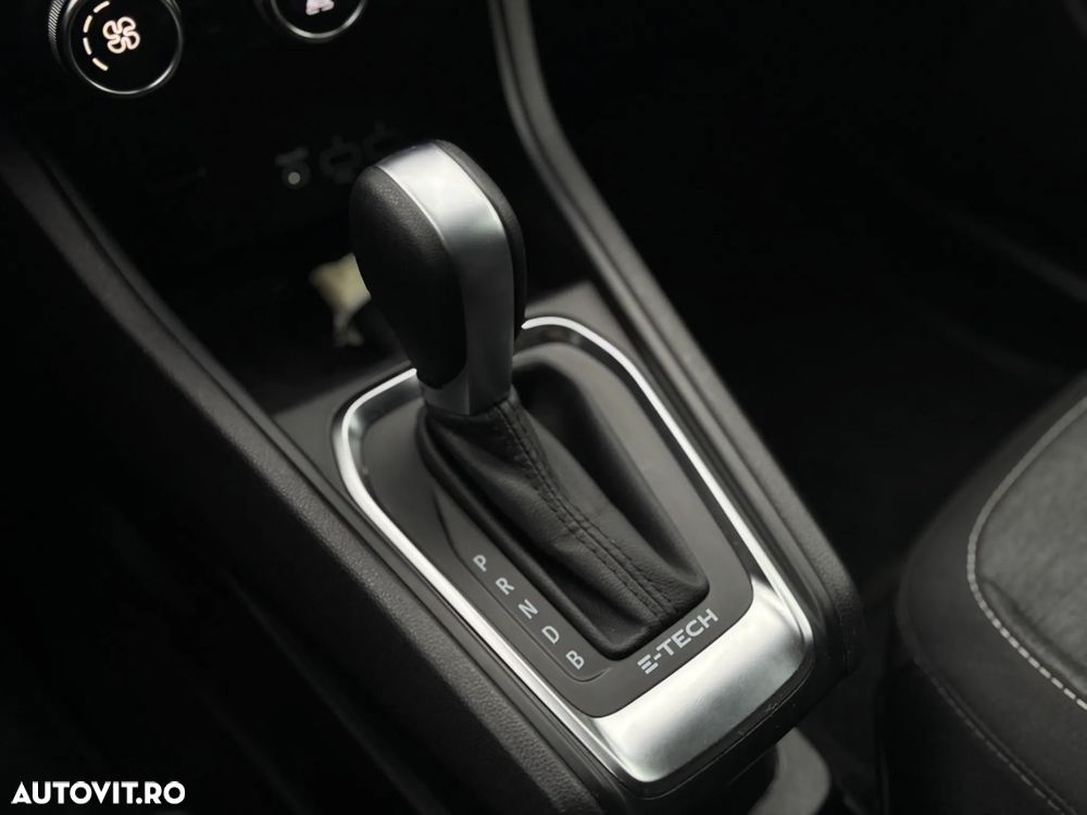 Renault Captur E-TECH Full 145 Techno - 16