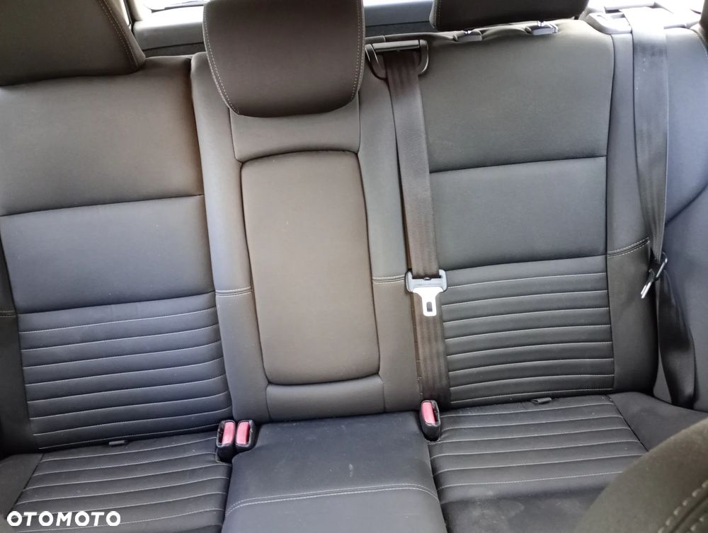 Volvo V50 2.0D - 12