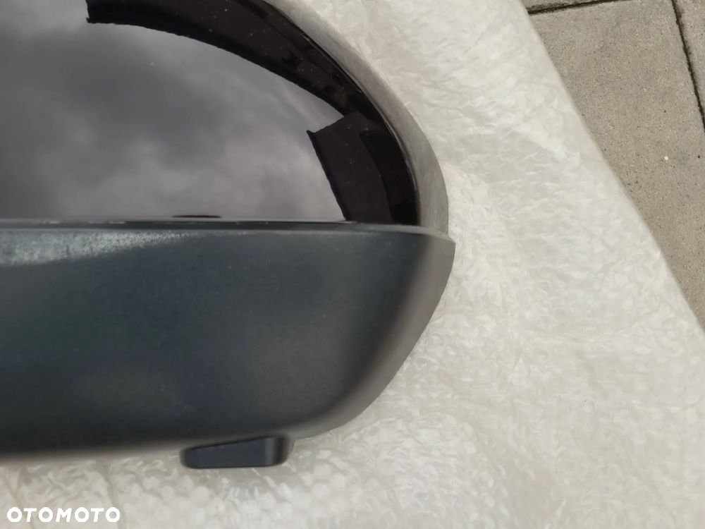 Pokrywa kufra prawa, kufer prawy Honda NTV 650 Deauville 650 - 11