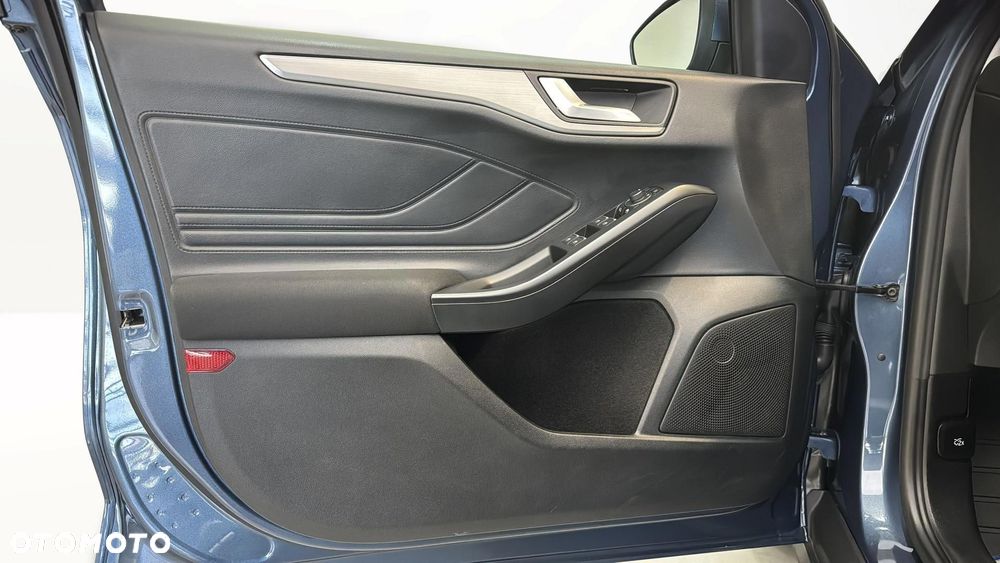 Ford Focus 1.0 EcoBoost mHEV Titanium X - 11