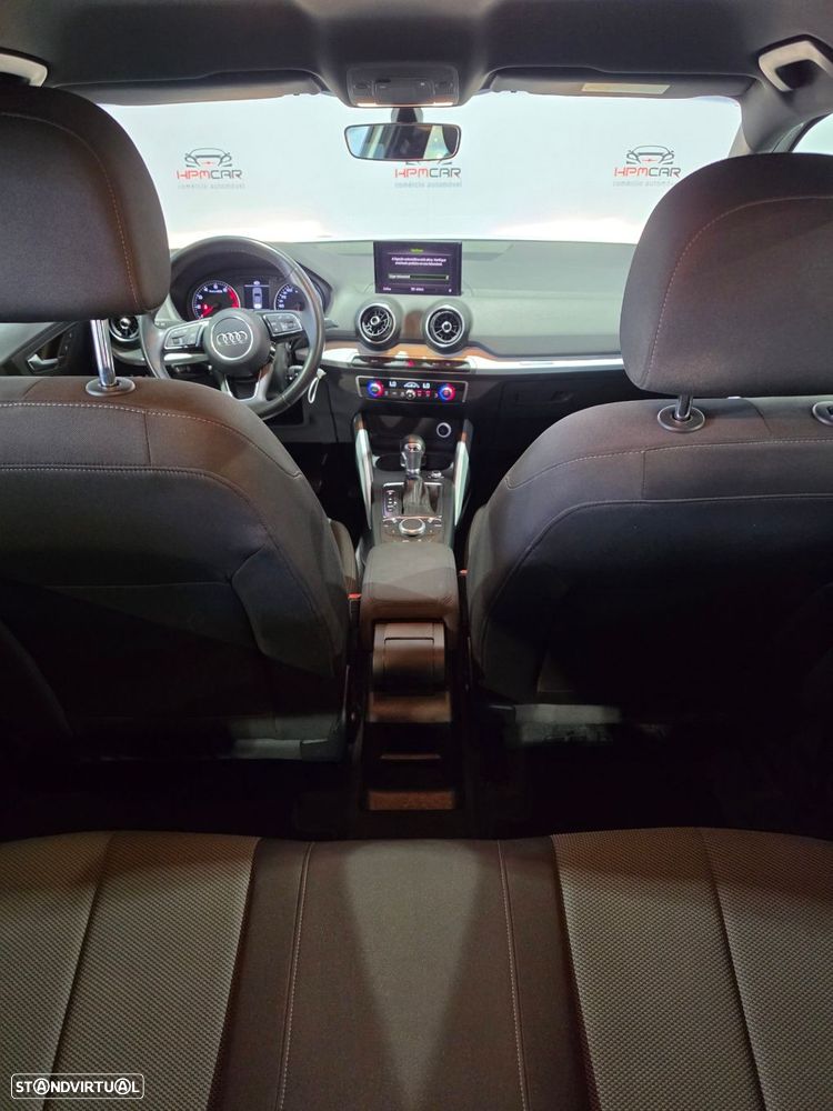 Audi Q2 30 TFSI Design S tronic - 18