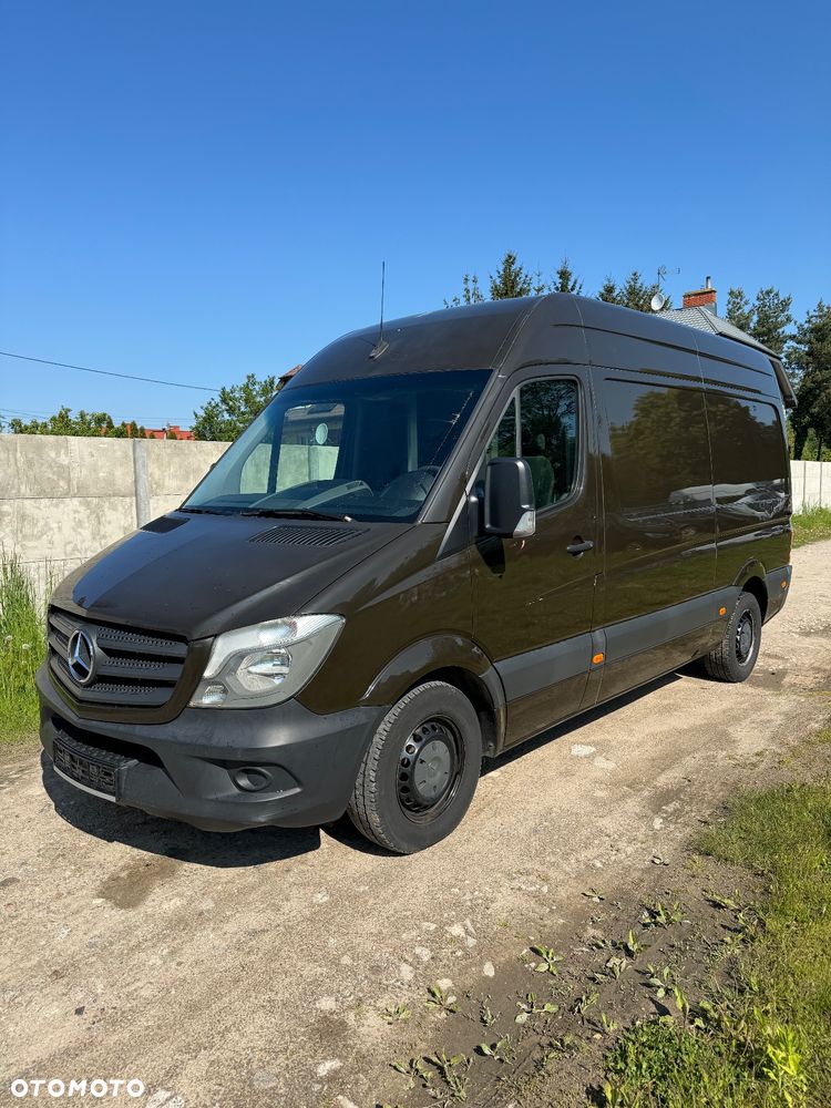 Mercedes-Benz Sprinter - 1
