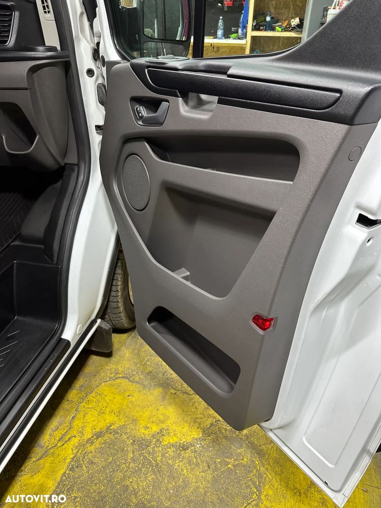 Ford Transit Custom DCIV 320 2.0 EcoBlue 130 CP L1H1 Trail - 14