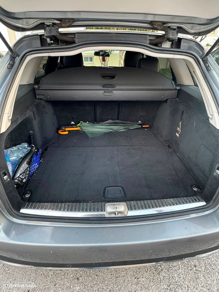 Mercedes-Benz C 180 d Station AMG Line - 12