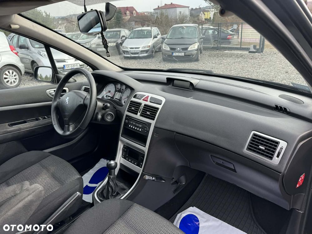 Peugeot 307 1.6 HDI Trendy - 19