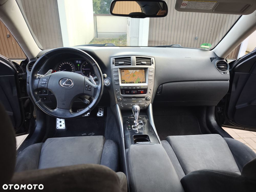 Lexus IS 250 Luxury Line - 26