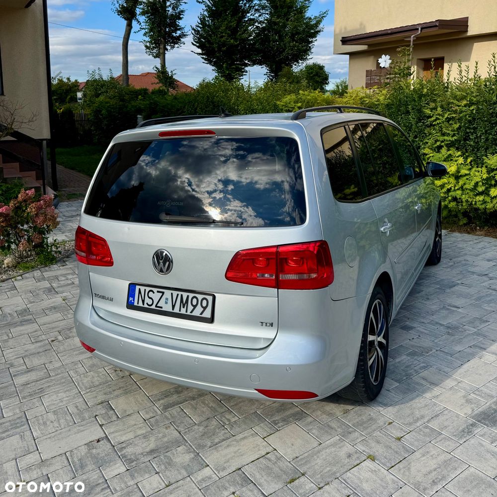 Volkswagen Touran 1.6 TDI DPF Trendline DSG - 6