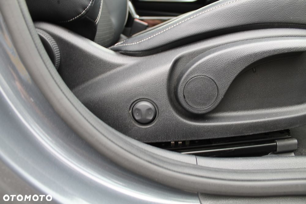 Kia Ceed 1.4 T-GDI L Business Line DCT - 31