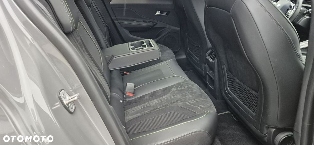 Peugeot 308 1.2 PureTech GT S&S EAT8 - 28