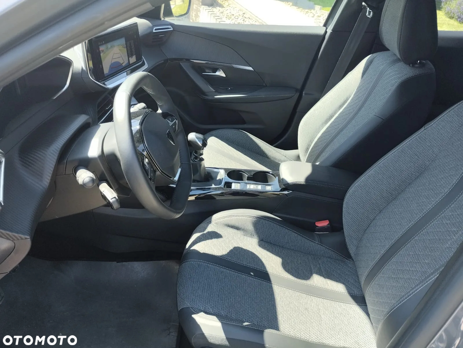 Peugeot 2008 PureTech 100 Allure - 7