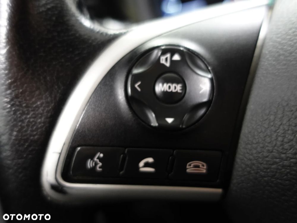 Mitsubishi Outlander 2.2 DI-D 4WD Invite - 34