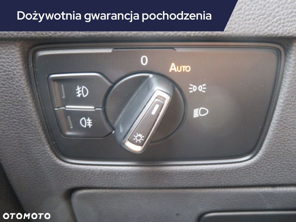 Volkswagen Passat Variant - 17