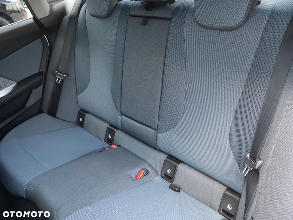 BMW Seria 2 - 9