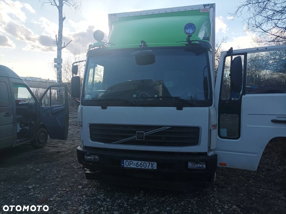 Volvo FL6 - 1