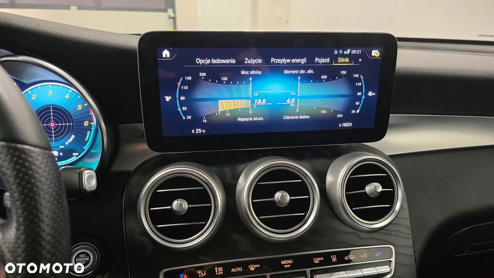Mercedes-Benz GLC 300 de 4Matic 9G-TRONIC AMG Line Plus - 30
