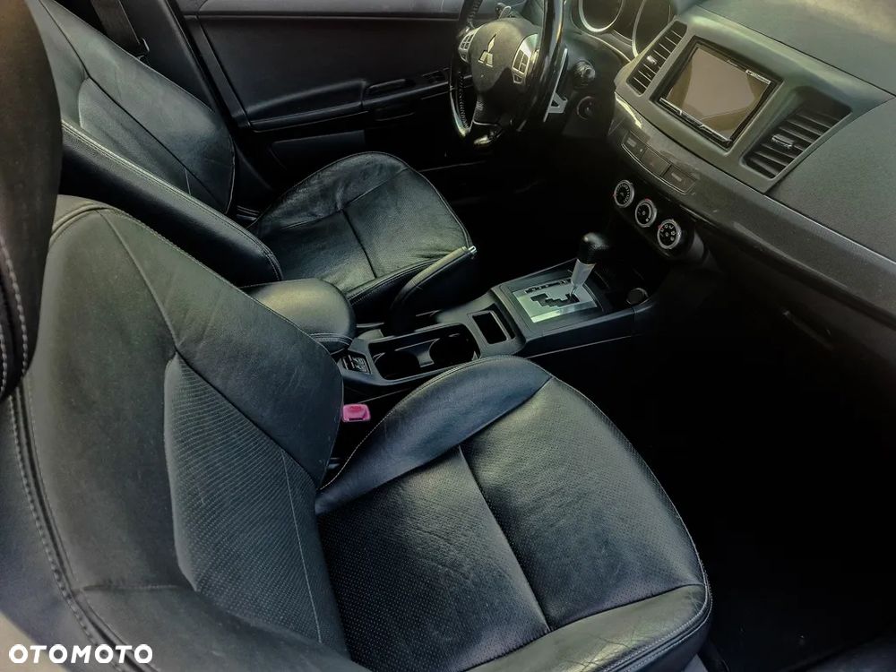 Mitsubishi Lancer - 19