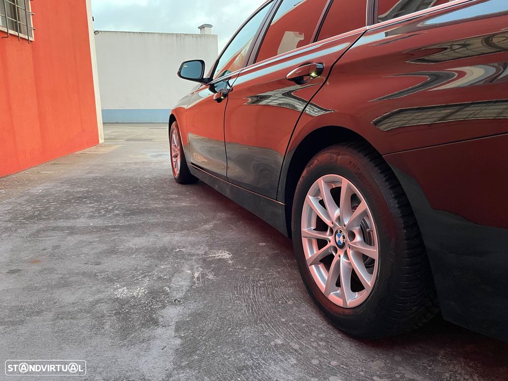 BMW 316 d Touring Advantage - 11