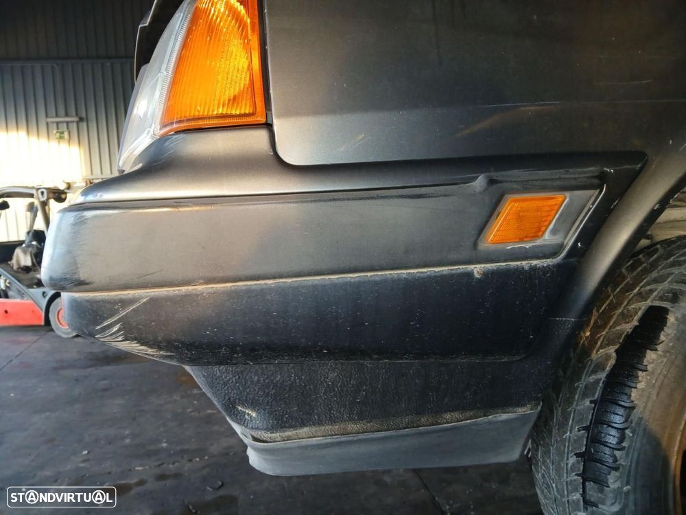 PÁRA-CHOQUES DIANTEIRO VOLVO SERIE 360 - 1