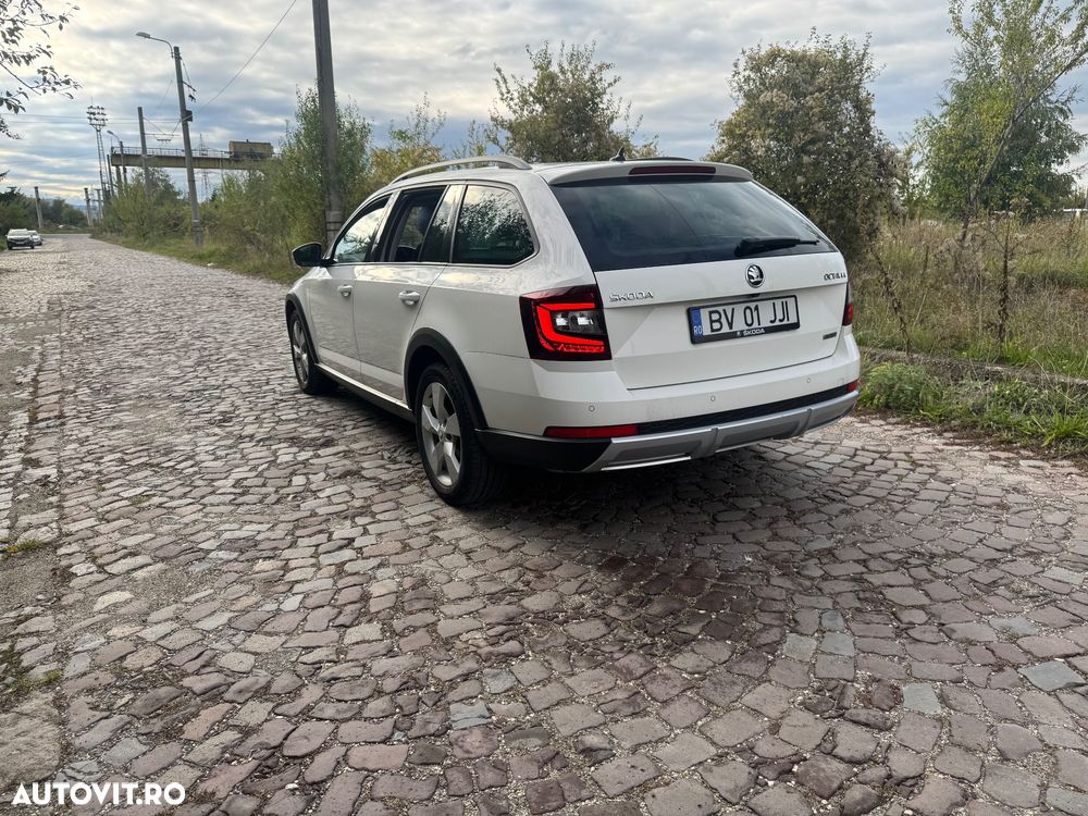 Skoda Octavia Combi Diesel 2.0 TDI 4X4 DSG Scout - 8