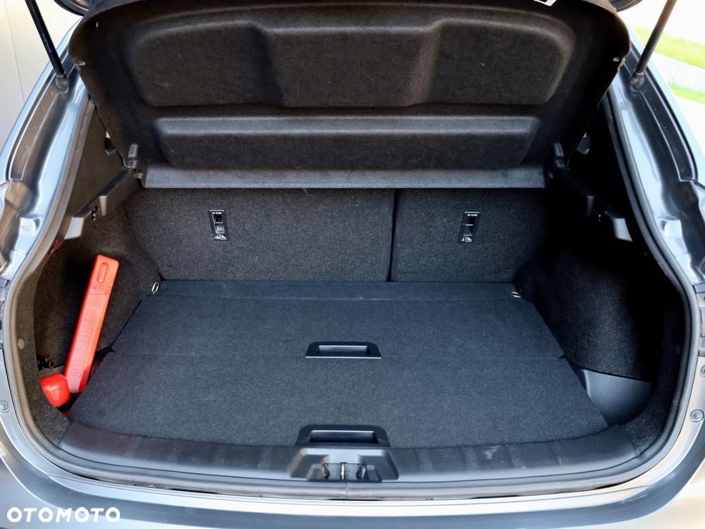 Nissan Qashqai 1.3 DIG-T N-Connecta - 34
