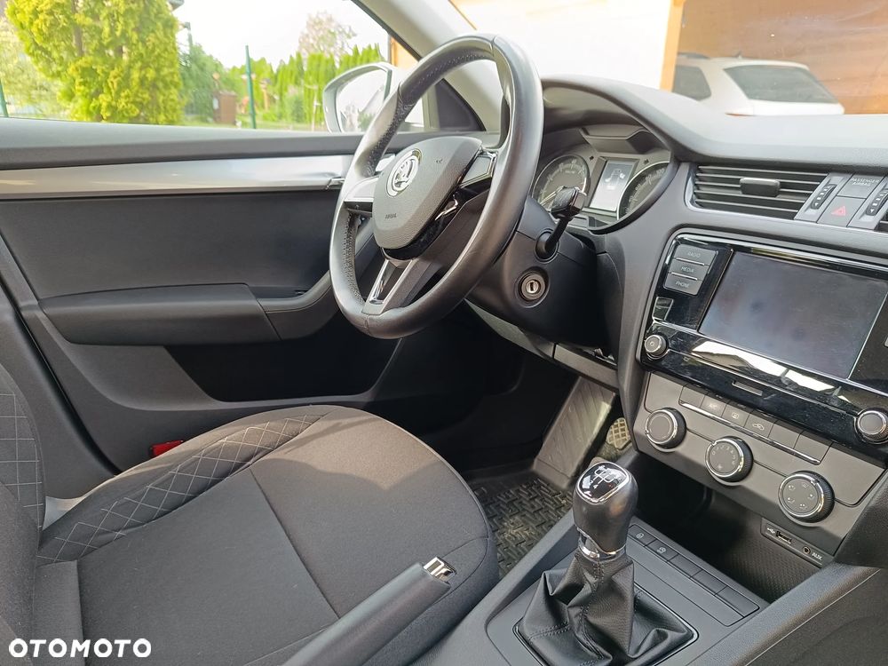 Skoda Octavia 1.2 TSI Active EU6 - 8
