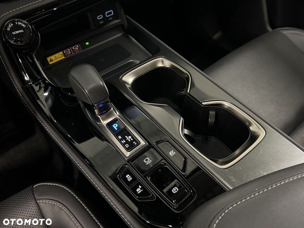 Lexus NX 350h Prestige AWD - 25