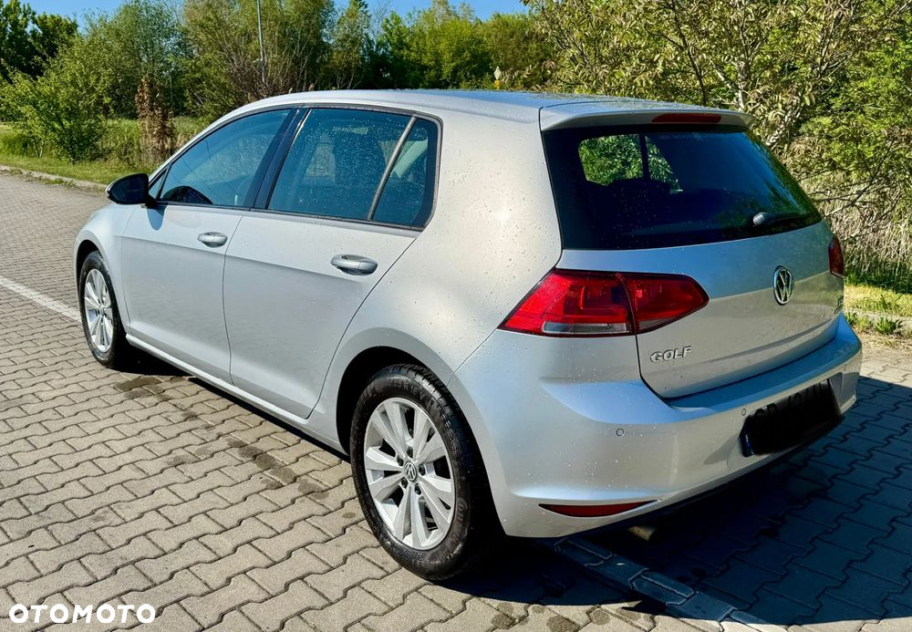 Volkswagen Golf VII 1.2 TSI BMT Comfortline - 2