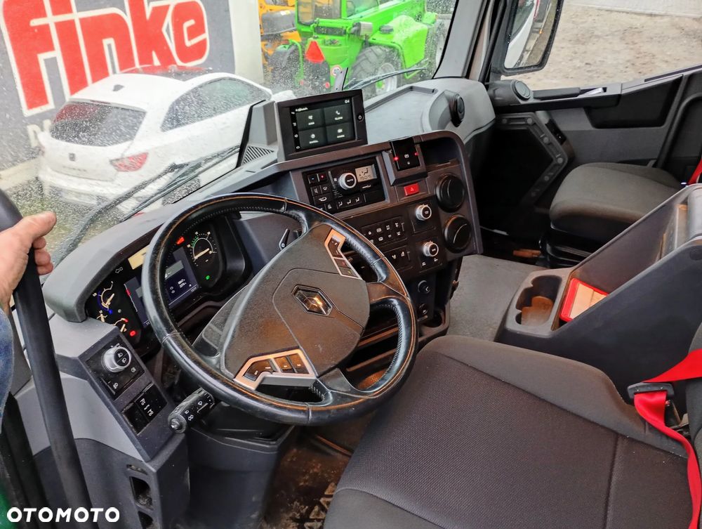 Renault C520 10X4 - 7