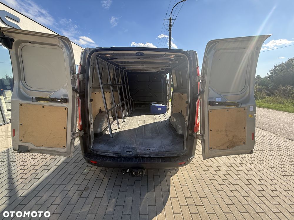 Ford Transit Custom - 12