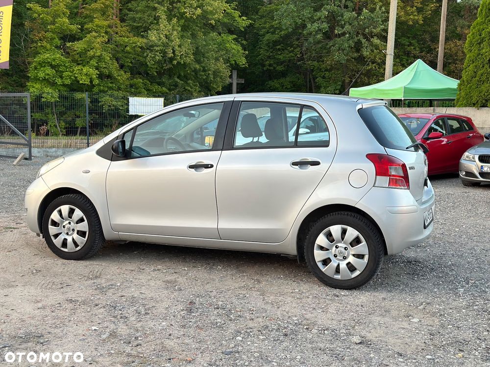 Toyota Yaris - 6
