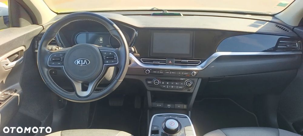Kia Niro 64kWh L - 18