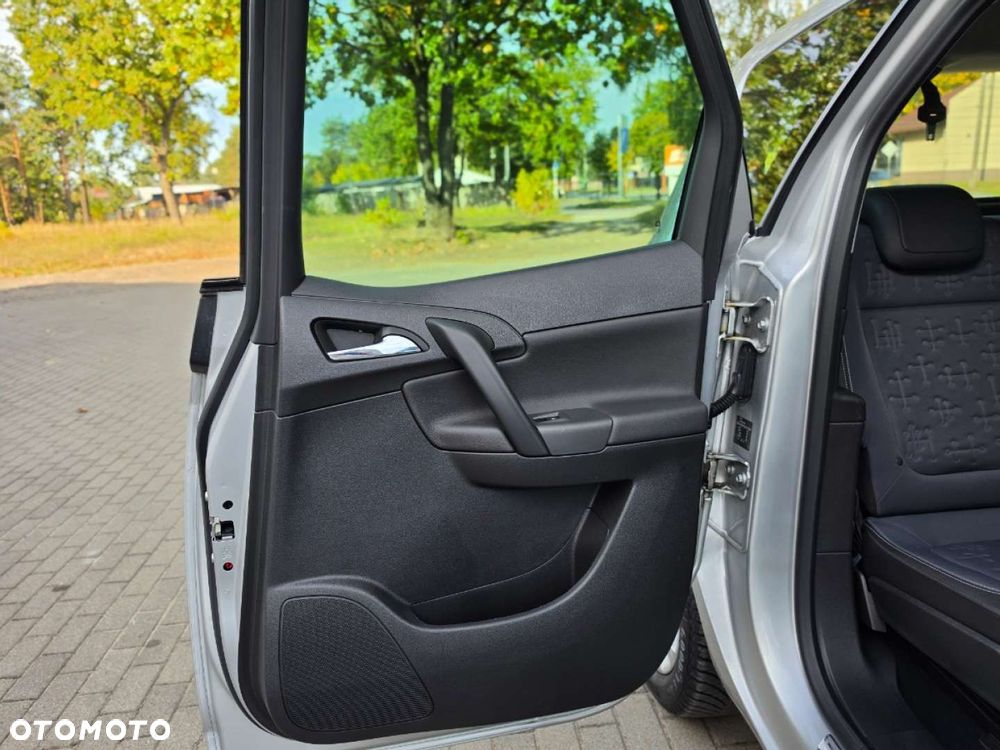 Opel Meriva - 37