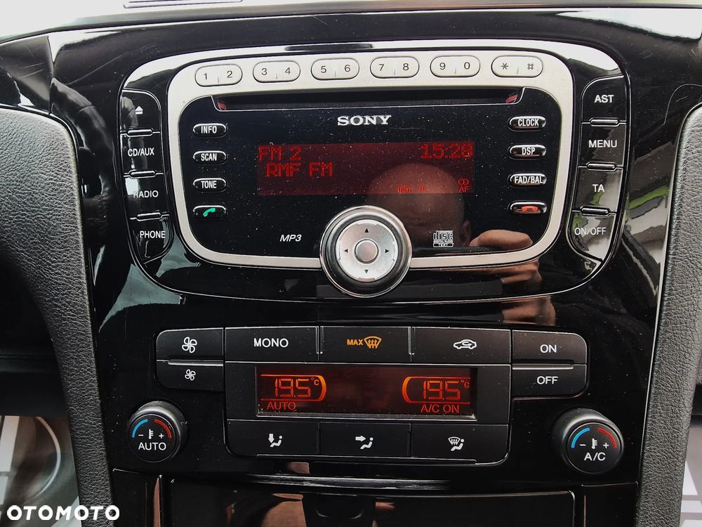 Ford S-Max 2.0 TDCi DPF Titanium MPS6 - 26