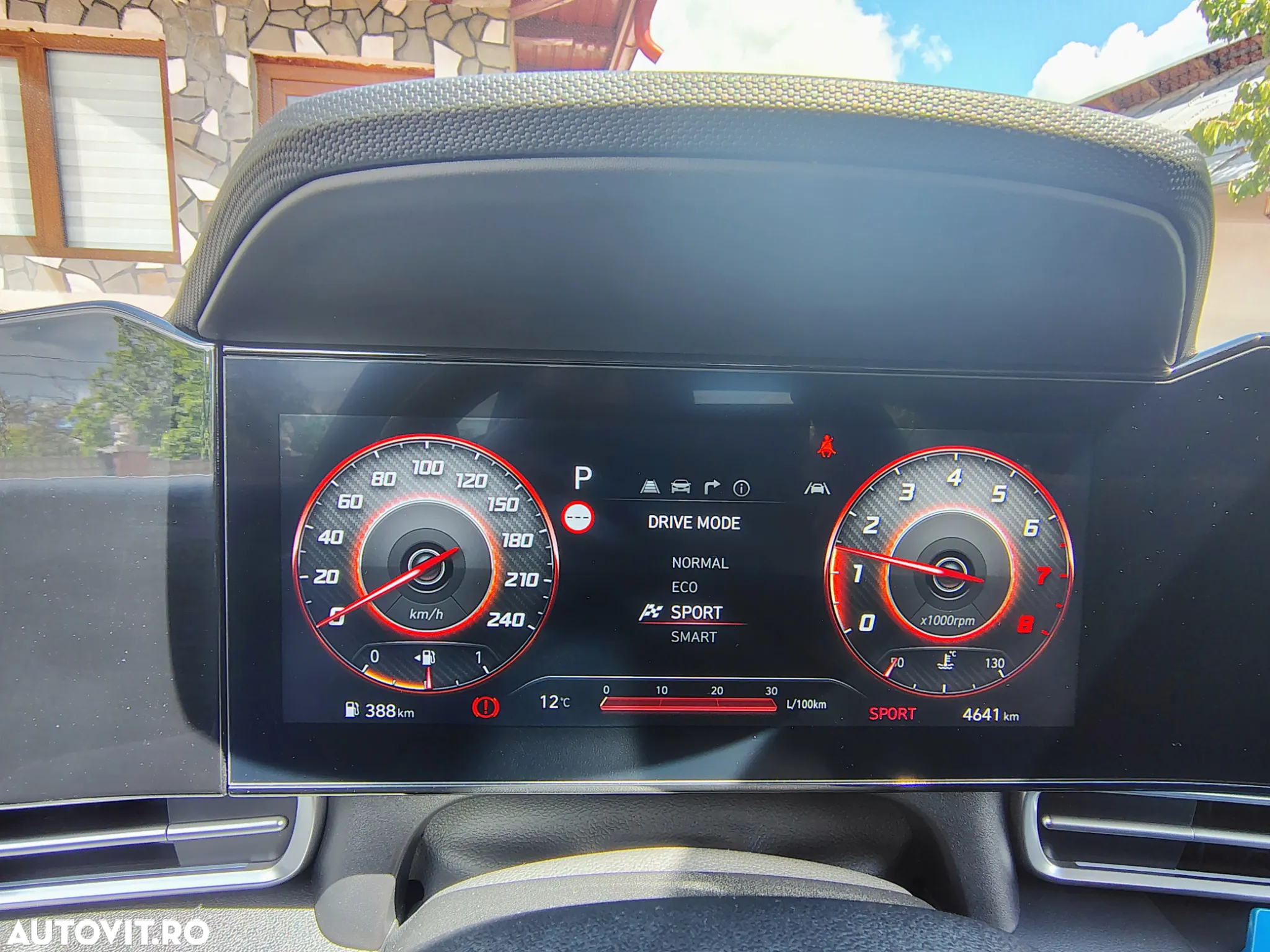 Hyundai Elantra 1.6 l 123 CP CVT Highway - 12