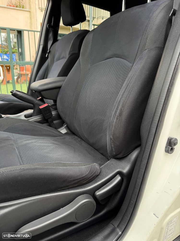 Nissan Juke 1.5 dCi N-Connecta - 13