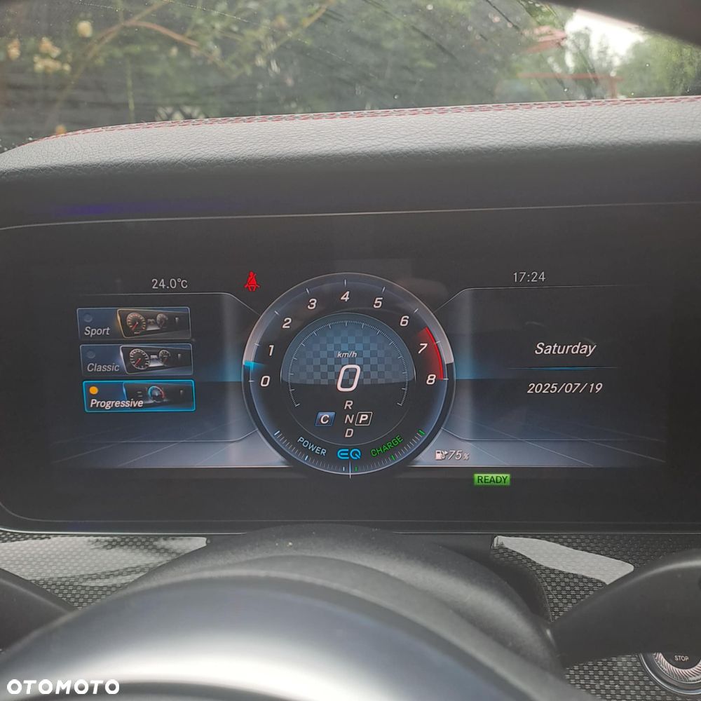 Mercedes-Benz Klasa E AMG 53 4Matic 9G-TRONIC - 36