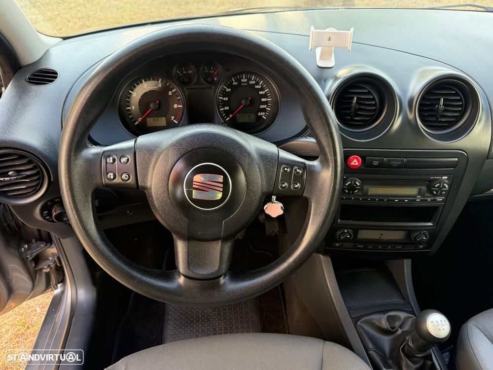 SEAT Ibiza 1.2 12V Reference - 11