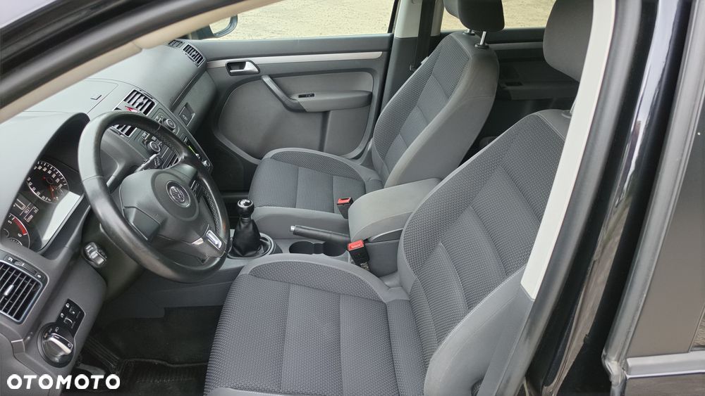 Volkswagen Touran 2.0 TDI DPF BlueMotion Technology Life - 12