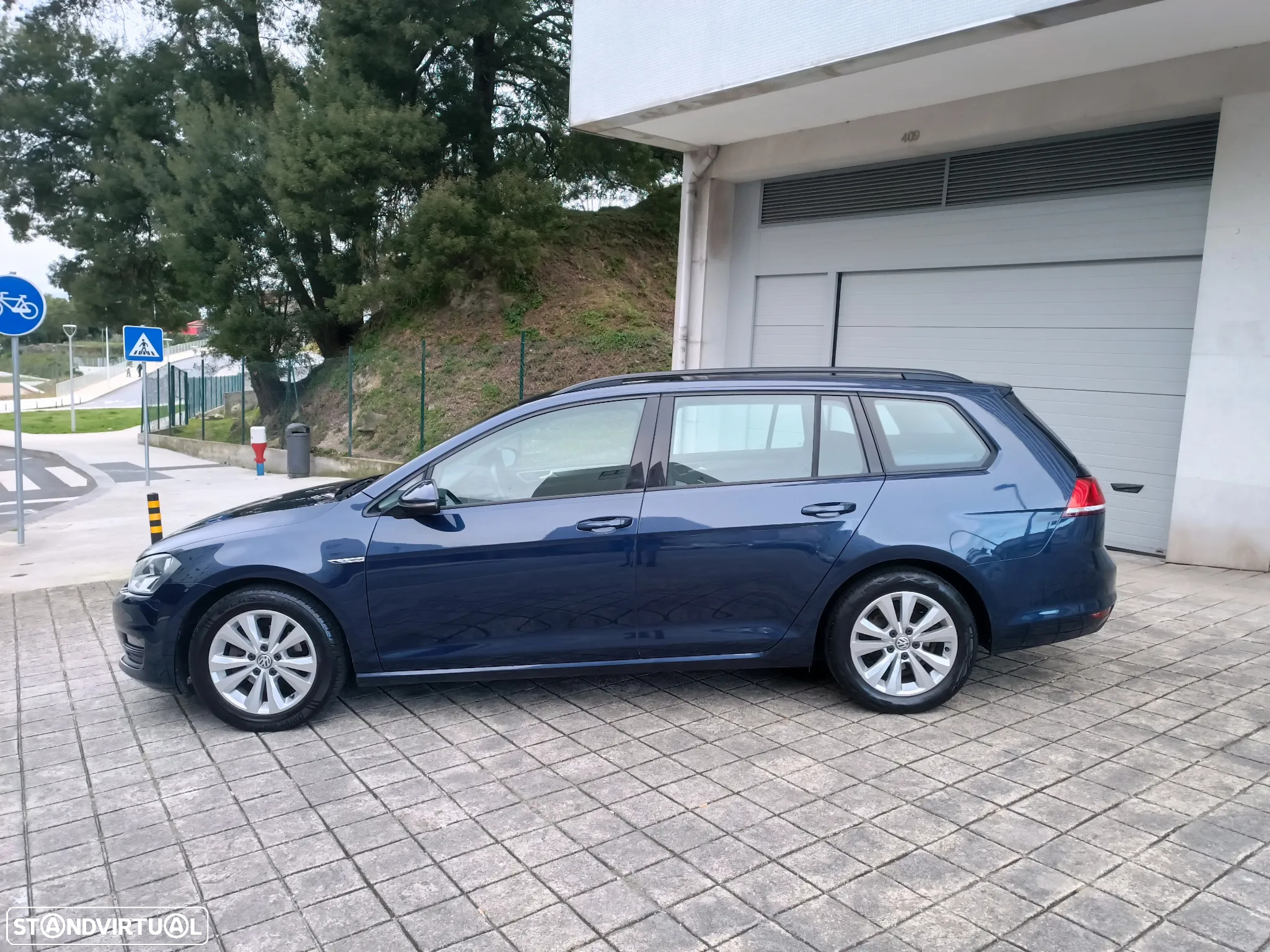 VW Golf Variant 1.6 TDi BlueMotion Confortline - 5