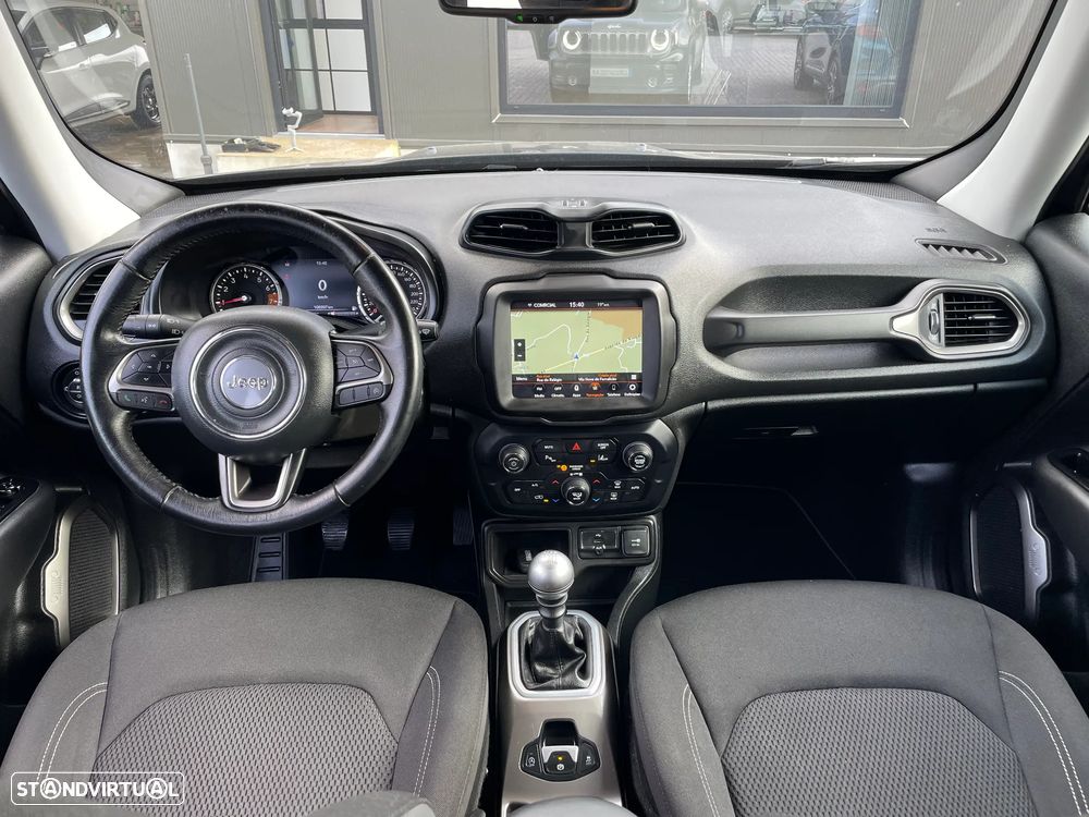 Jeep Renegade 1.0 T Limited - 12