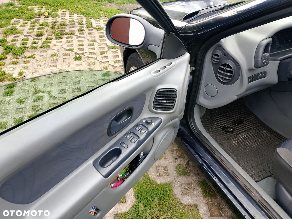 Renault Laguna - 9