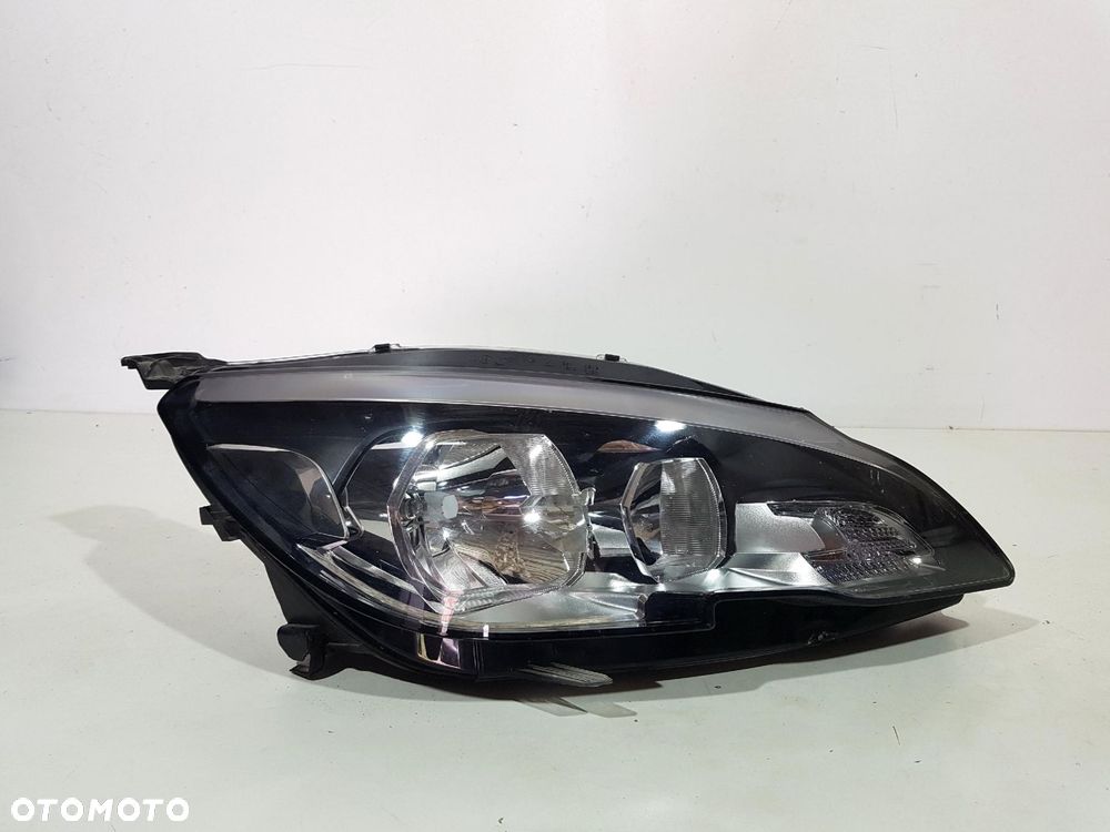 PEUGEOT 308 II 2 T9 LAMPA PRZÓD PRZEDNIA PRAWA 9677522980 EUROPA ORYGINAŁ - 1