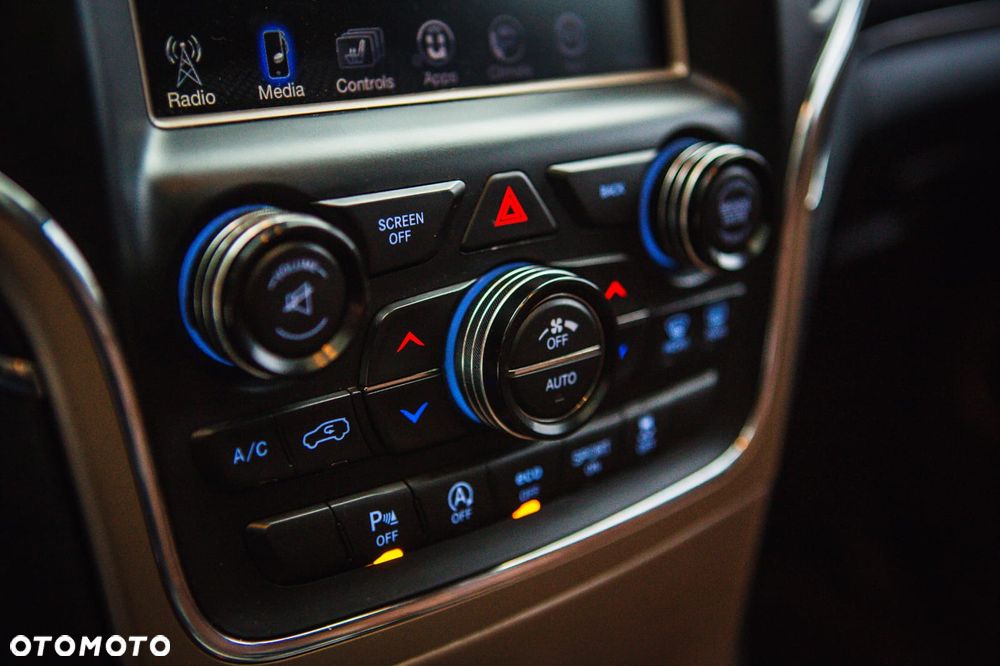 Jeep Grand Cherokee 3.6 V6 Overland Summit - 12