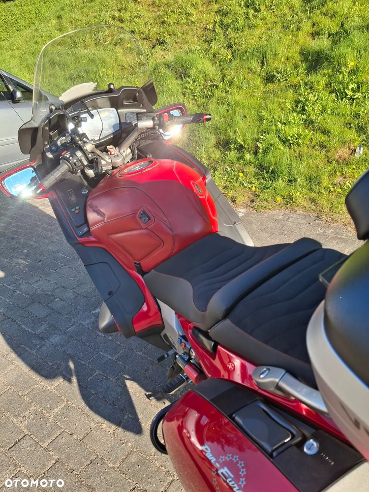 Honda ST - 9