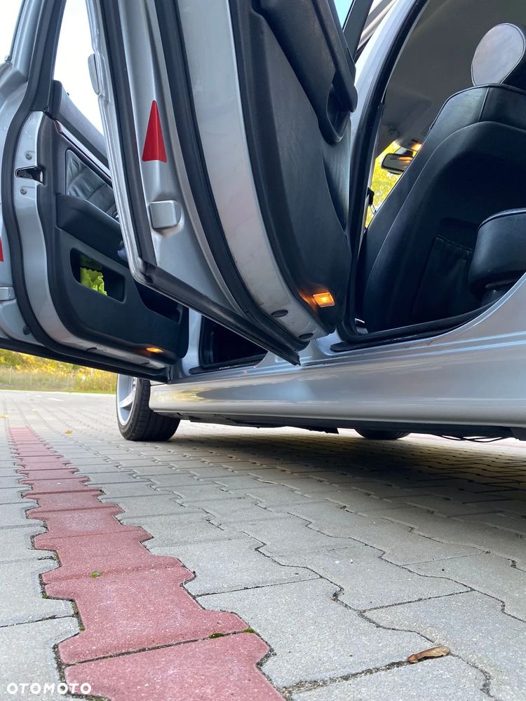 BMW Seria 5 - 16