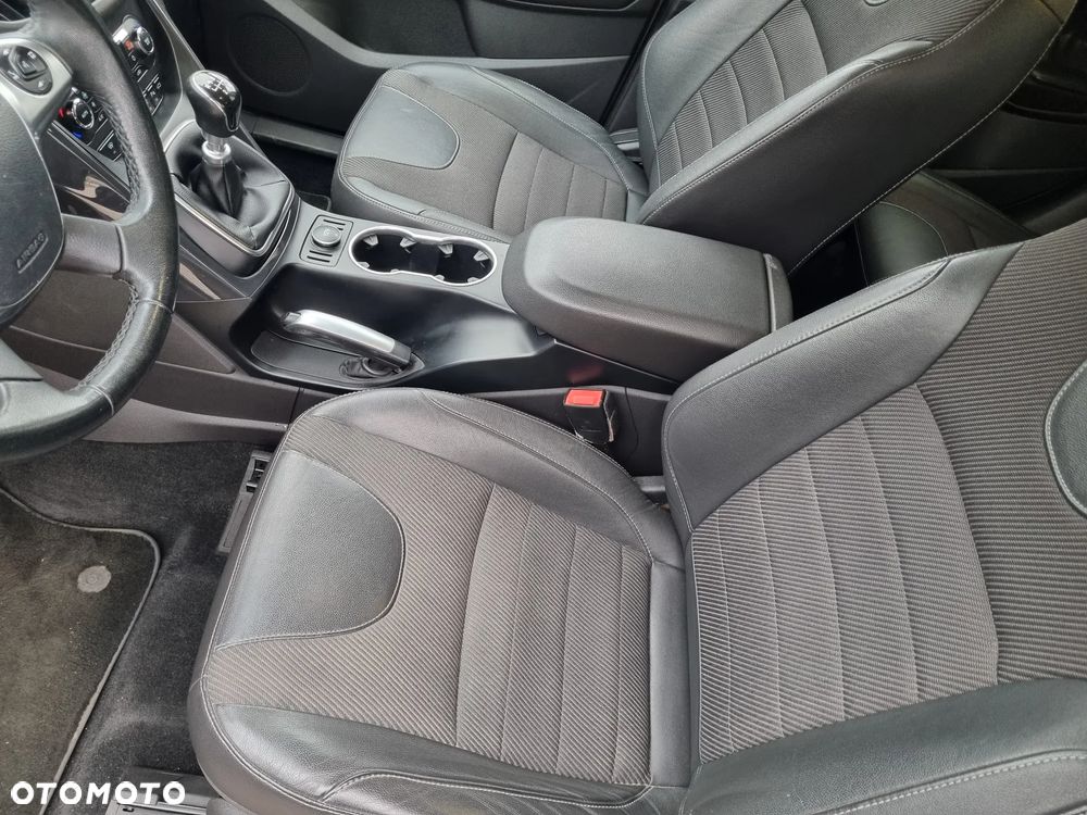 Ford Kuga 2.0 TDCi Titanium - 16